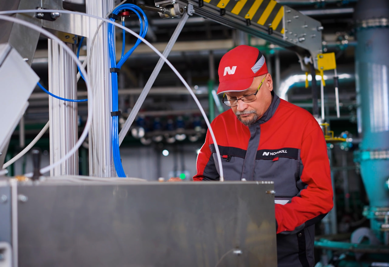 Премии за стаж работы и ДМС 